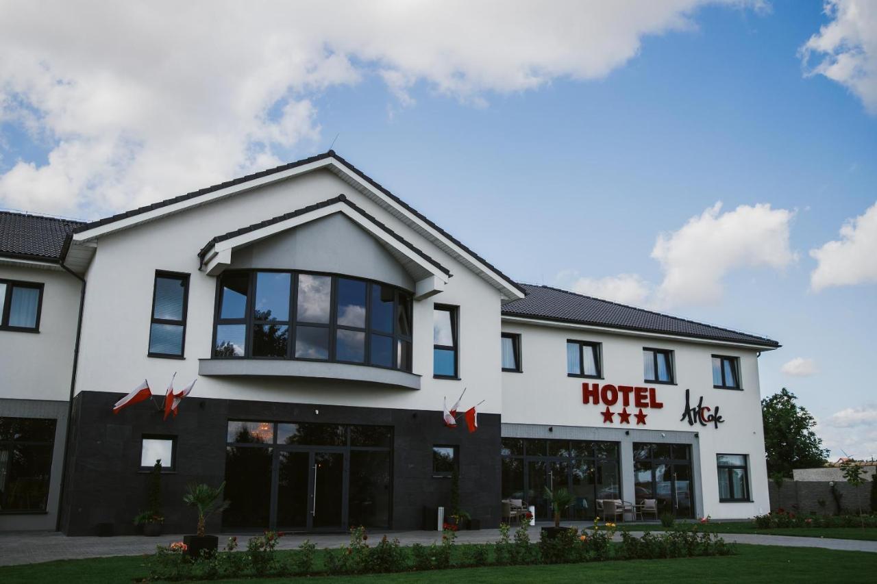Hotel Art Cafe Накло-над-Нотецён Экстерьер фото