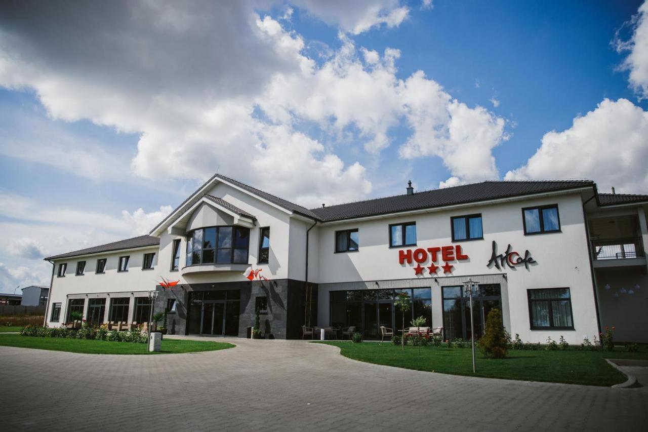 Hotel Art Cafe Накло-над-Нотецён Экстерьер фото